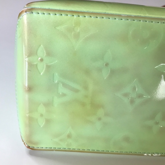 LOUIS VUITTON Reade PM Tote Monogram Vernis Green - Picture 10 of 16